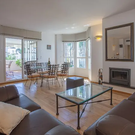 Naranjo, Puerto Banus Naranjos De