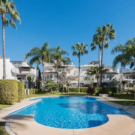 Naranjo, Puerto Banus Naranjos De * Marbella